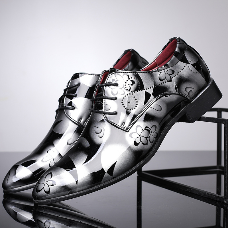 New 2023 in Fashion British male shoes.