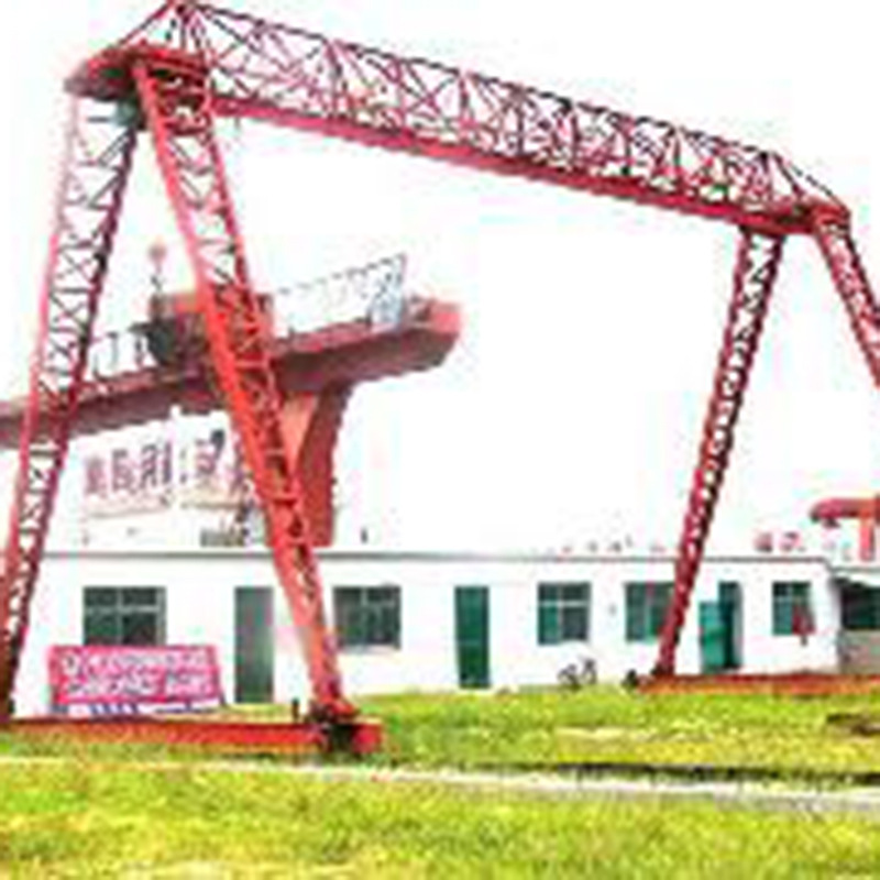 Ten tons of electric cranes, extra-house machinery, single-barrel cranes, mobile dragon-gate cranes.