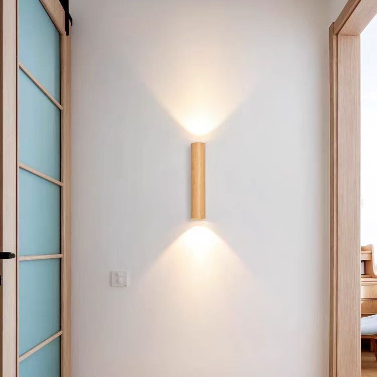 A modern, simple, modern, Nordic wood-grained walllight.