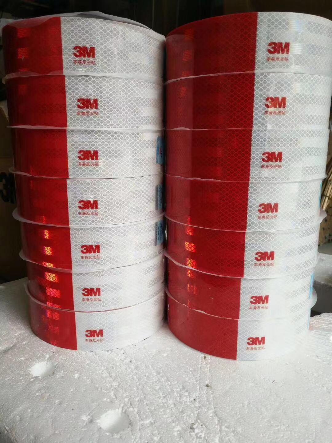 3M phản xạ. 3M phản xạ. 3M phản xạ.
