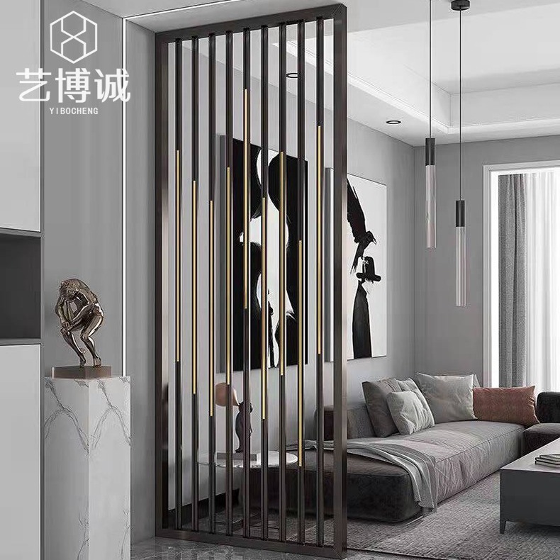 Designing the hotel hall to enter the stainless steel-latinum metal fence to separate the wall's decorating.