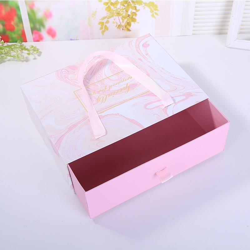 Pink marble for your girlfriend's gift box.