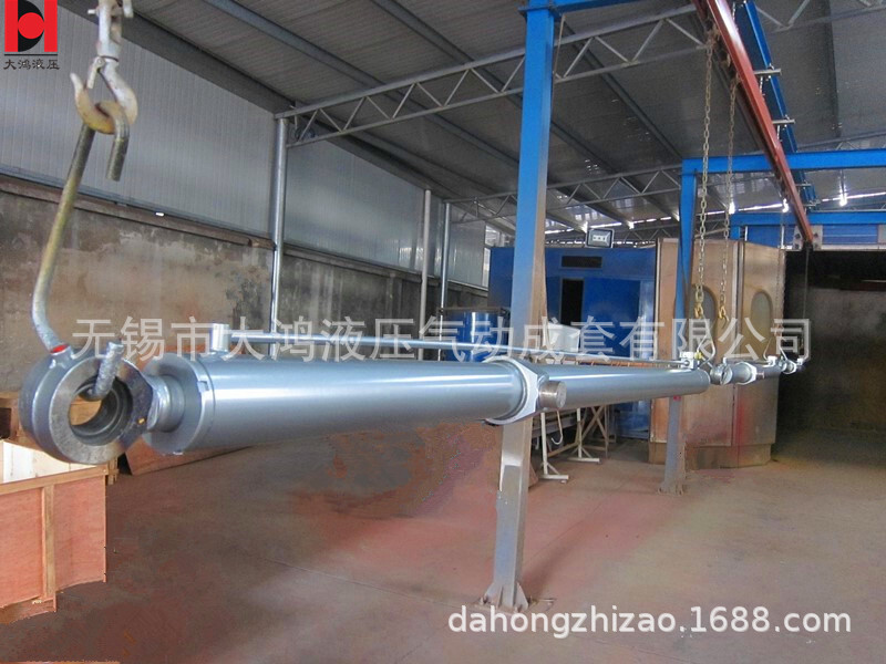 Nó là nguồn cung cấp trực tiếp cho đường ống của tàu.