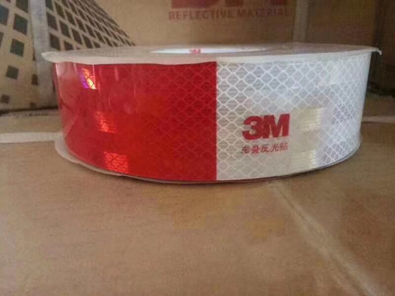 3M phản xạ. 3M phản xạ. 3M phản xạ.