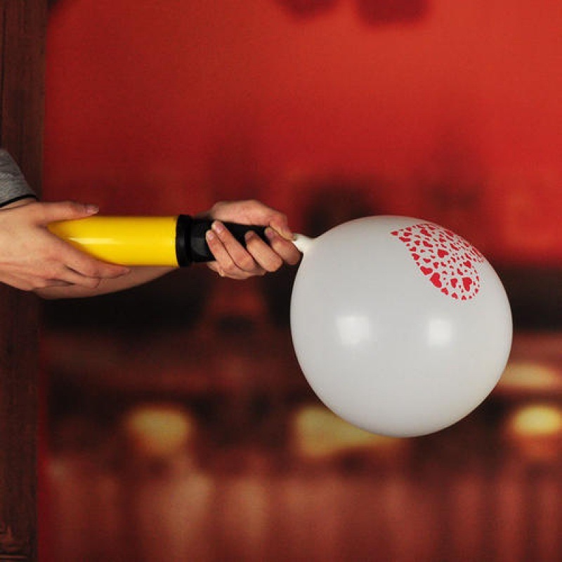 Balloon hand-to-hand wholesale inflating pump long, easy-to-hand balloon-to-breathing kit for the wedding.