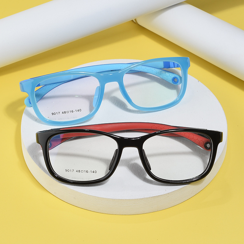 New import of silicone child glasses TR adolescent glasses frame double-colour TR child glasses for near-sighted memory