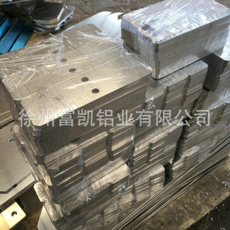Wind tower fittings can be processed for surface treatment based on the client's drawings.