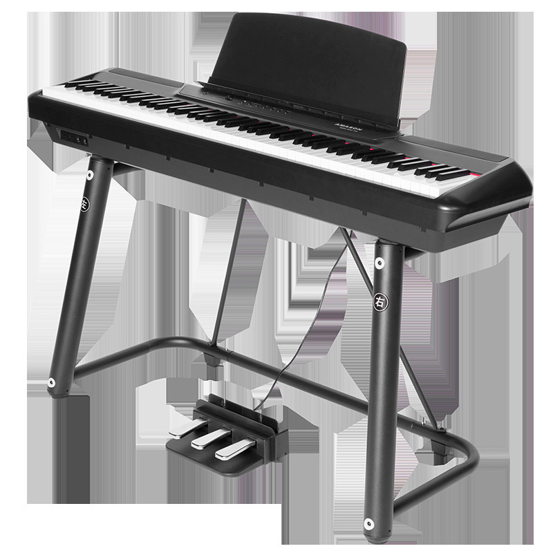 Nhóm piano Everest có một chiếc piano kỹ thuật số Imamson có thể mang theo piano P200 của Ý nhập khẩu bàn phím số.