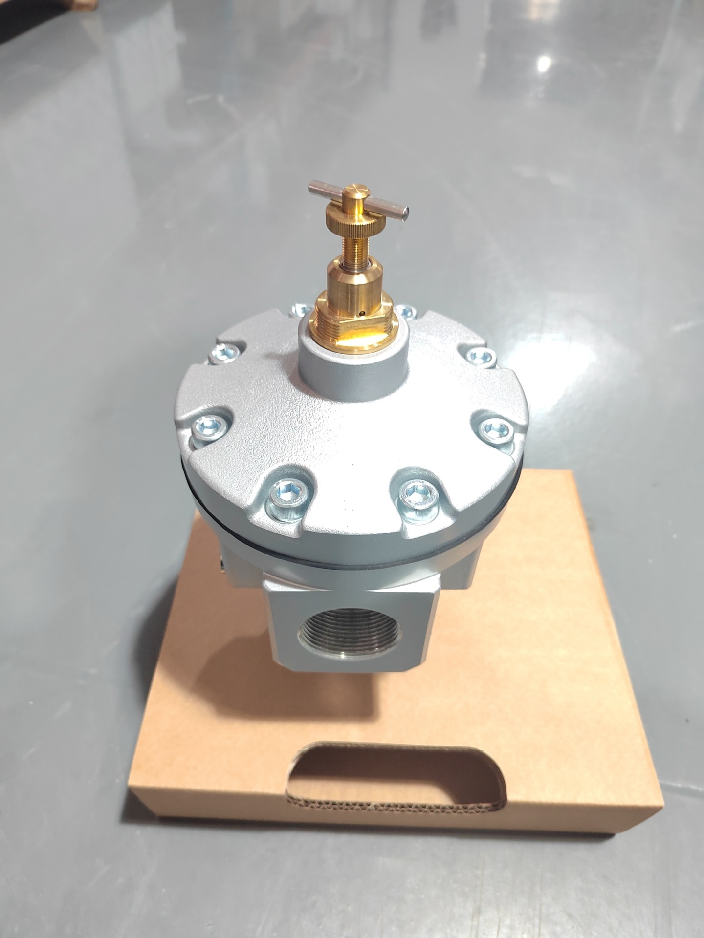 Noroscope pressure control valve, pressure reduction valve, German import pressure control valve, KNOCKS