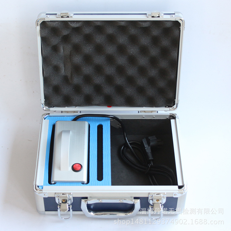 Ultraviolet light, fluorescent detection light, black light, spot supply of Dino's non-destructive detection equipment.