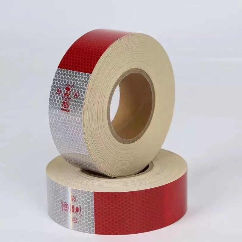 nhãn dán, nhãn hiệu Dom, phản chiếu đỏ và trắng, nhãn dán hàng năm, phản chiếu quốc gia.