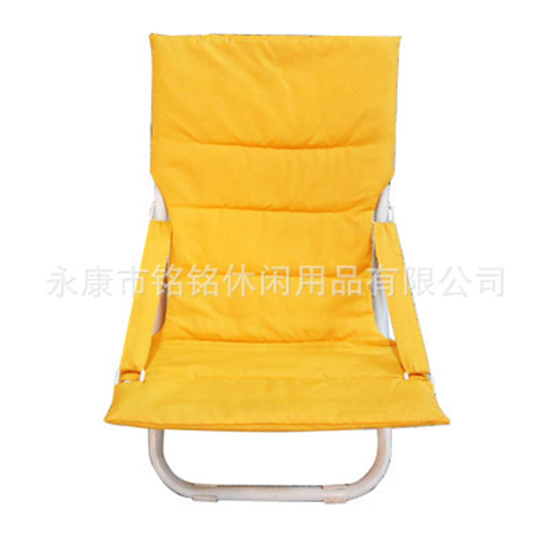 The sunchair, the easy-to-use whole, has made this beach chair attractive.