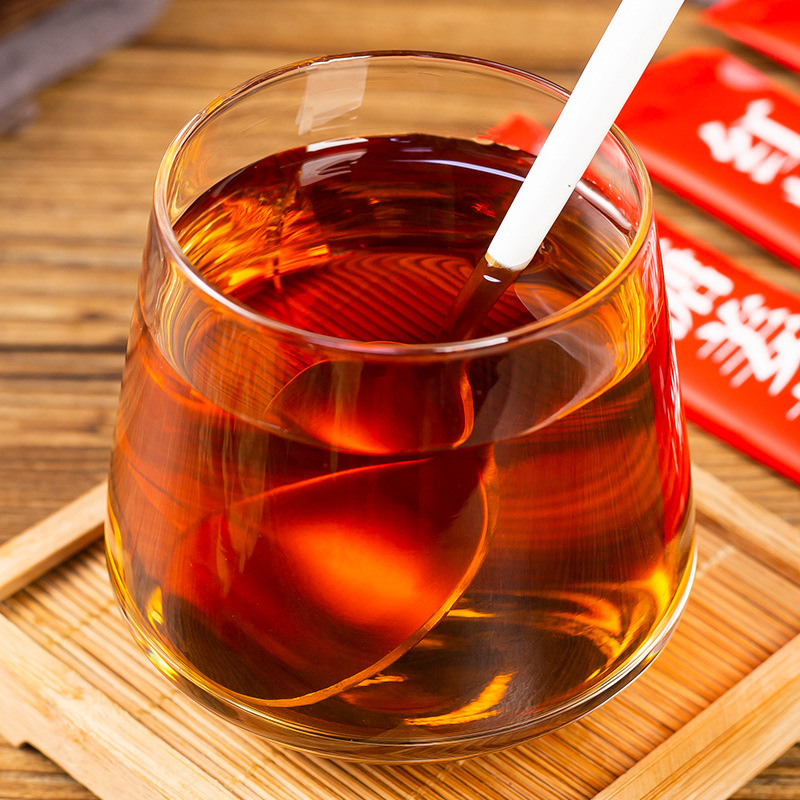 Mười gram thức uống đặc từ nguồn trà gừng đỏ.