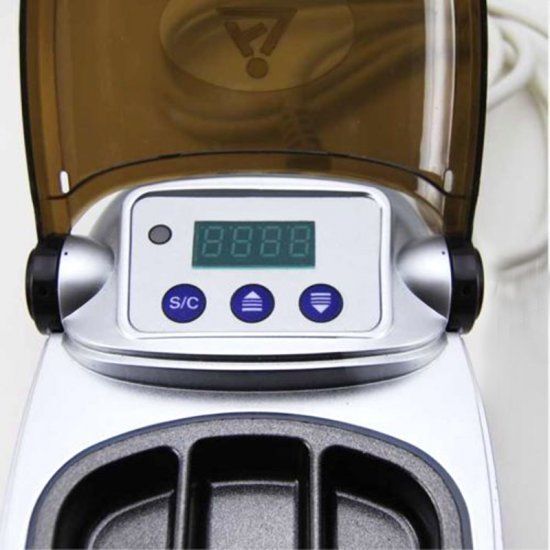 Melting waxers, four chutes of melt waxers, automatically controlled temperature melt waxers, solusters, tooth-melting waxers, dental techs.