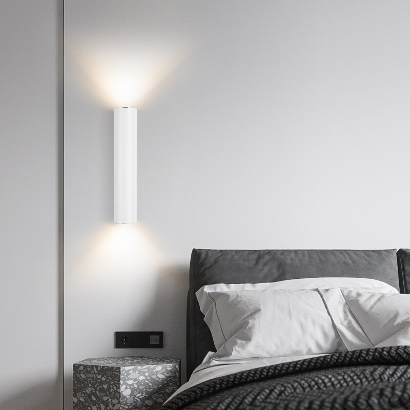 Bed-bed-head lamps in the bedroom hallway of the modern, short-haired, gold-coloured living room background wall