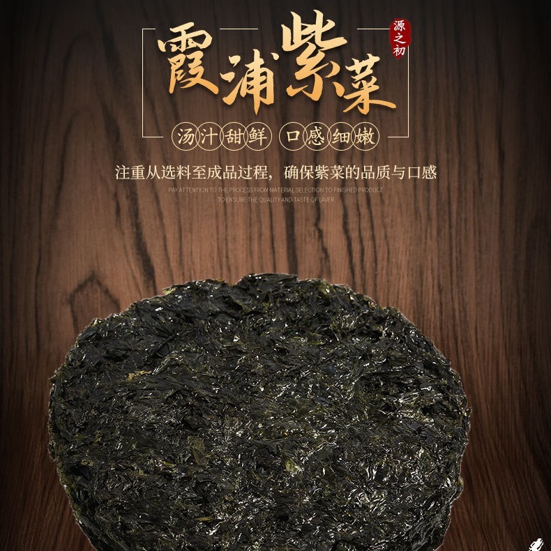 Những quả dưa chua cầm tay không có lừa bịp không có cát.