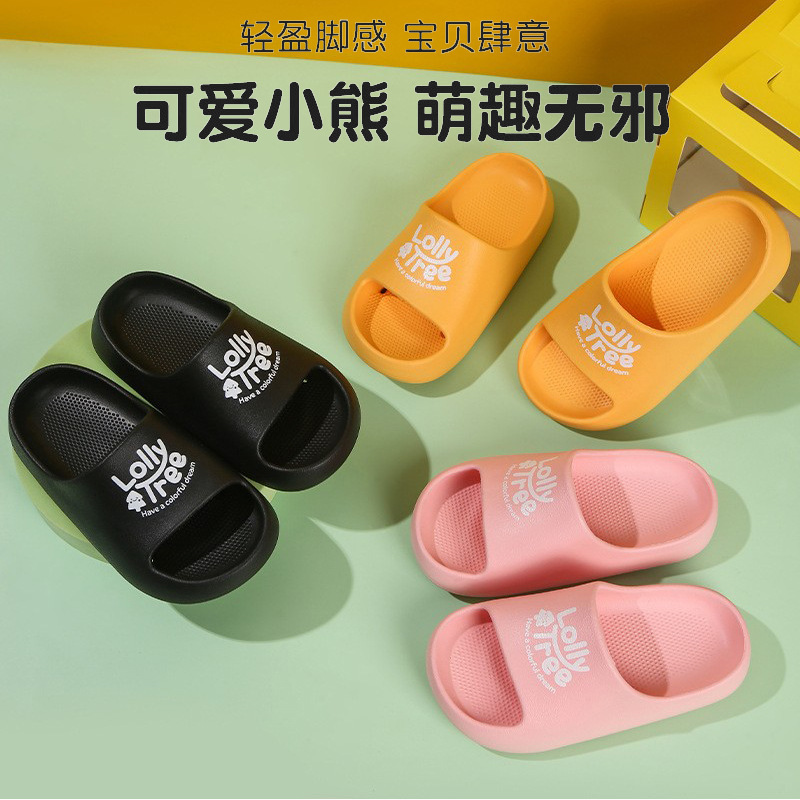 Đôi dép con nít, tranh hoạt hình mới cho mùa hè, dép cho con trai và con gái.