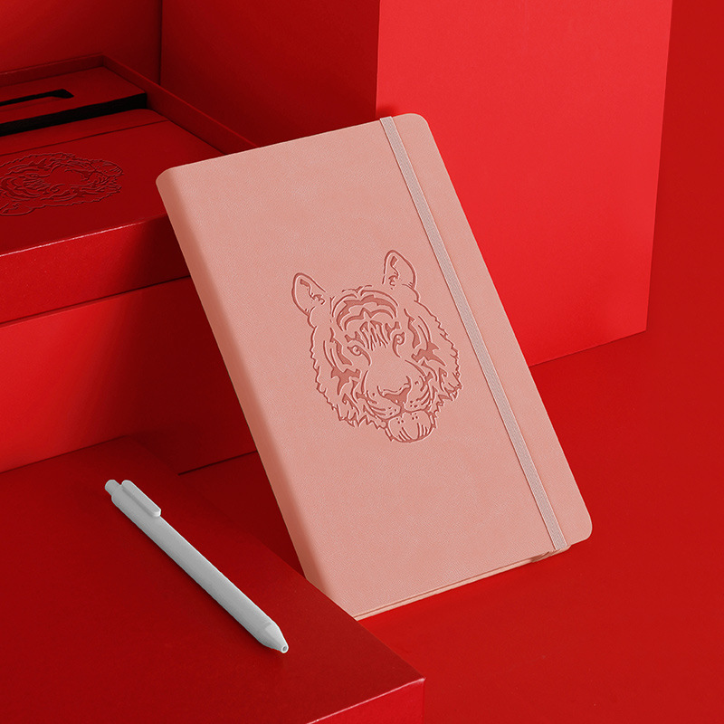 PAPERURAS Hộp sổ ghi chép năm của Tiger với chiếc A5 dây gắn liền với cuốn sổ da có ghi chú số trang