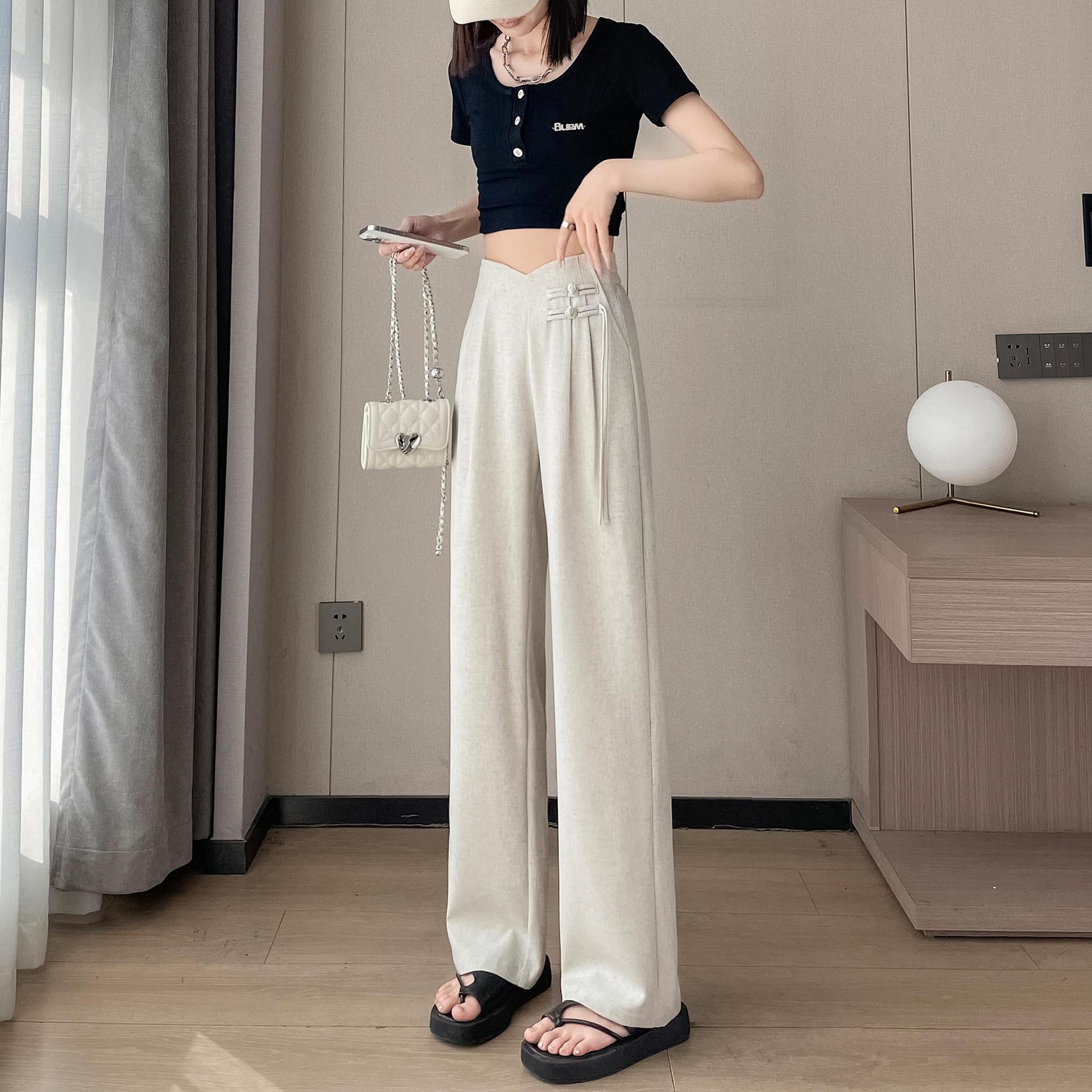 Quick-legged female 2024 spring and summer retrospect Chinese wind design for low-strength, narrow-skinned barrel leisure