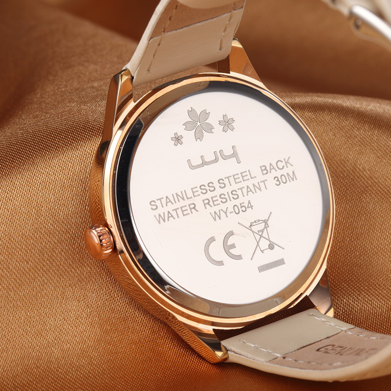 One of the factory's classic butterflies-skinned women's fair and brief leisure women's watches.