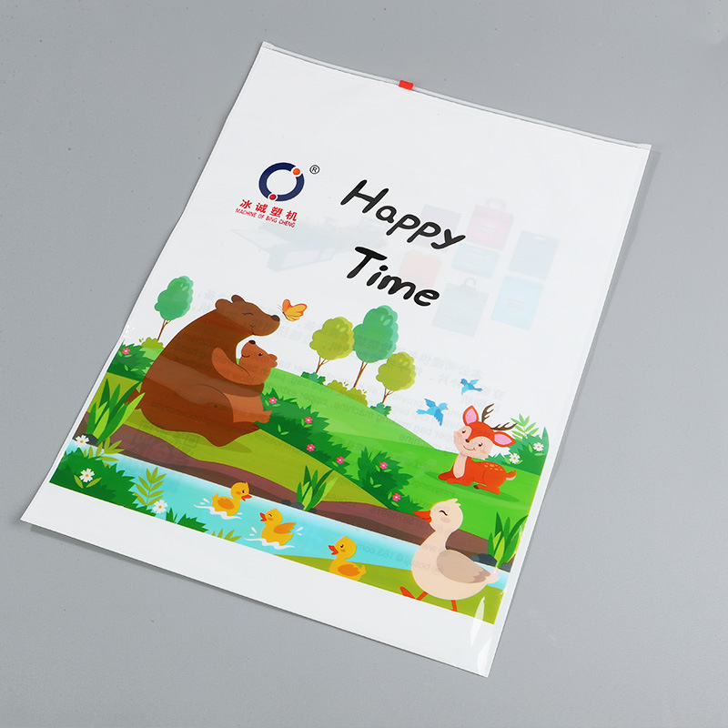 Tùy chỉnh việc phân phối túi quần áo trẻ em trong túi nhựa dễ thương và đẹp đẽ trong túi quà hoạt hình