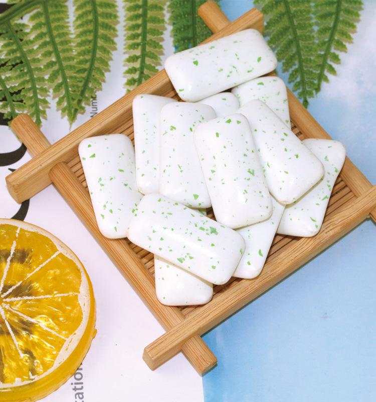Nhổ ra kẹo cao su bạc hà, tia sáng màu, hơi thở tươi, một ký lô.