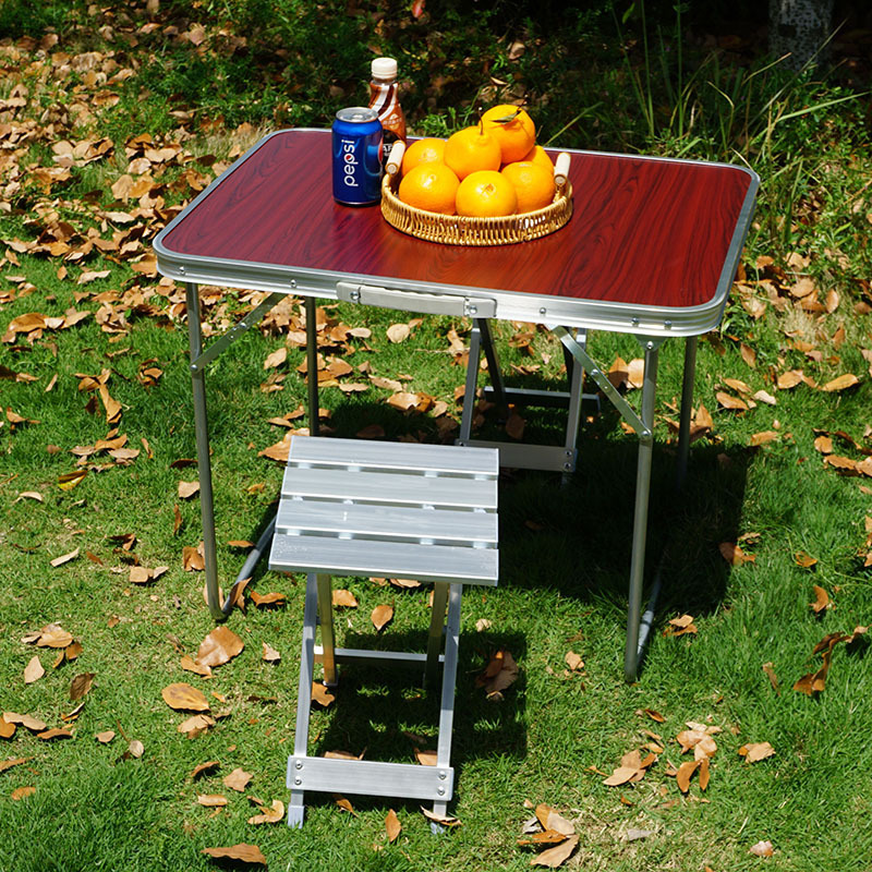 Portable Aluminium Alloy simple picnic table outside a folding table stand to promote exhibition table and chair combinations