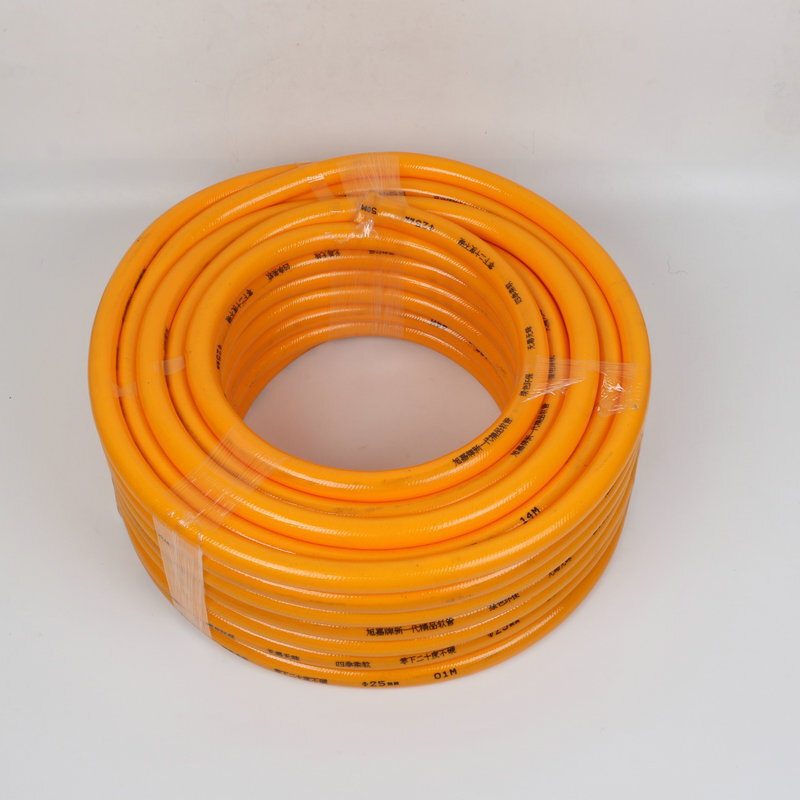 Production and processing of three-gel first-line hoses, double pvc and thick tubing garden hoses, garden snake pipe drains.