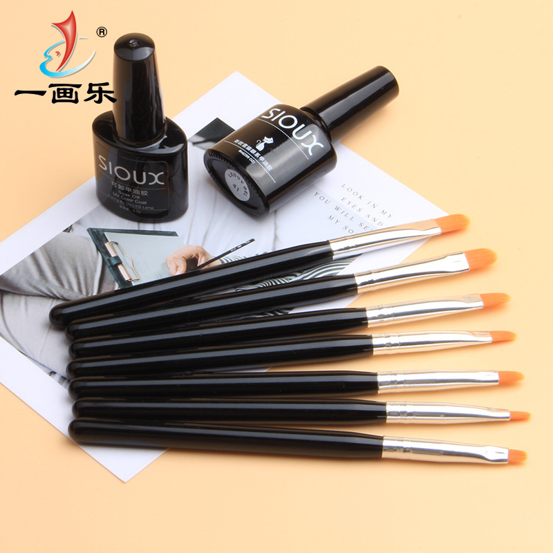 The manufacturer customises a manicure pen, a nail-colored brush with a round-head.