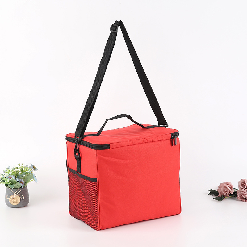 The manufacturer's wholesale picnic packs are waterproof, ice-coated, out-of-the-box safes can be printed on logo.