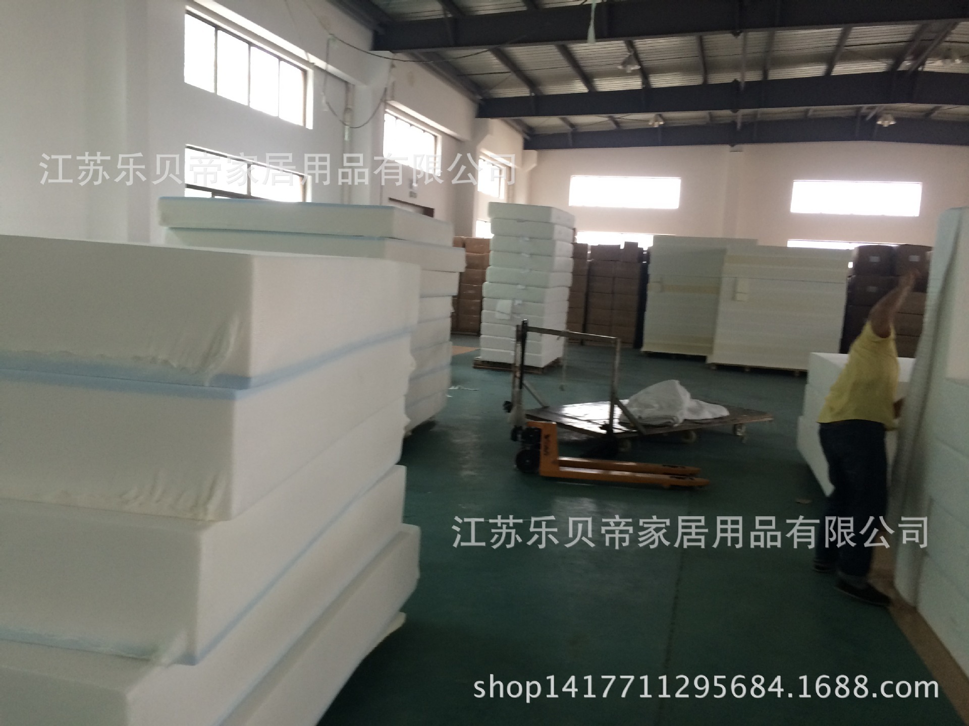 Remember sponge mattress, high-density sponge mattress.