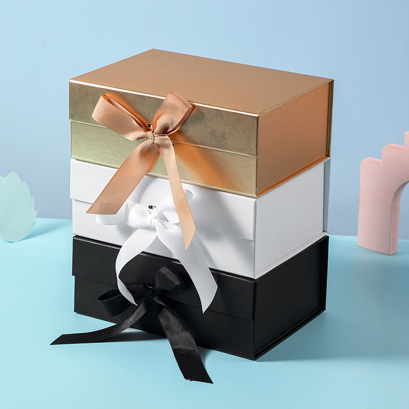 The Amazon thermal sale of the folding gift box, a one-by-one butterflies box.