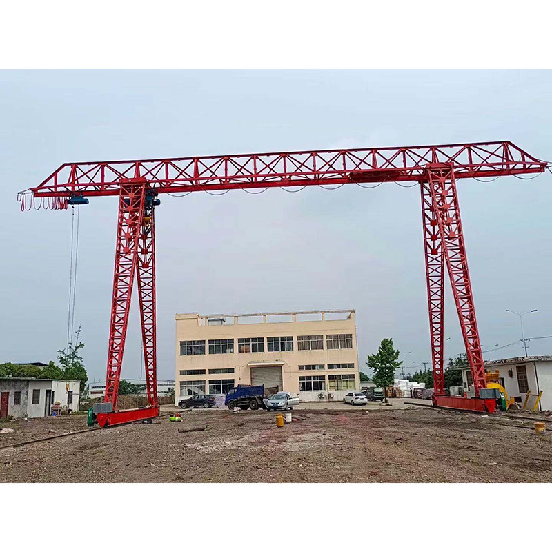 Ten tons of electric cranes, extra-house machinery, single-barrel cranes, mobile dragon-gate cranes.