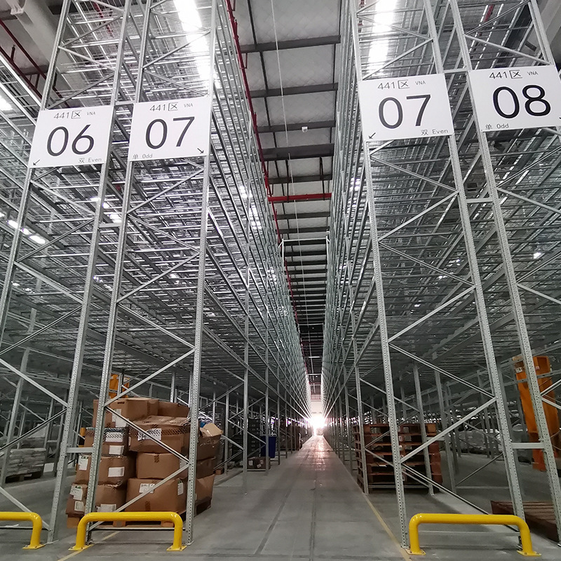 Arrangeable metal fences, steel grid-layed, heavy metal racks, specially designed for the beam shelf warehouse