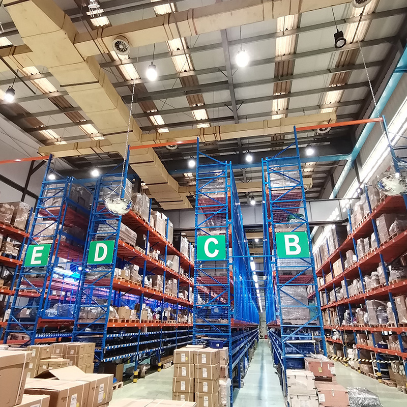 A beam-assembled heavy shelf combination with a thicker storage of high-grade industrial storage shelf pallet factory