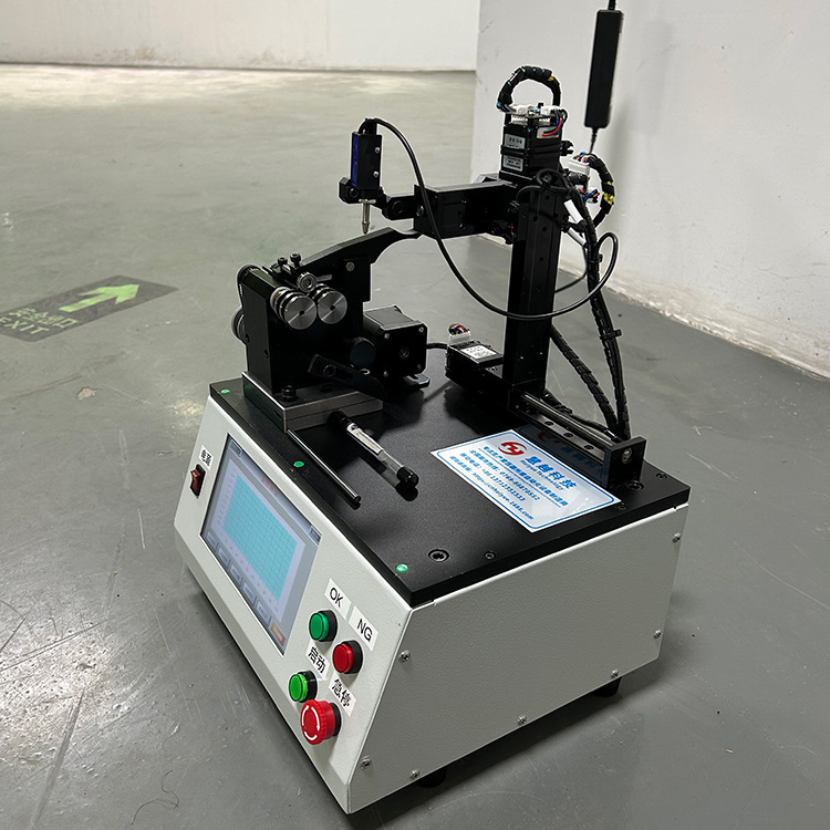 Pyramid copper aerometric tester mechanical component liner plane-level measurer axis tilt detection equipment