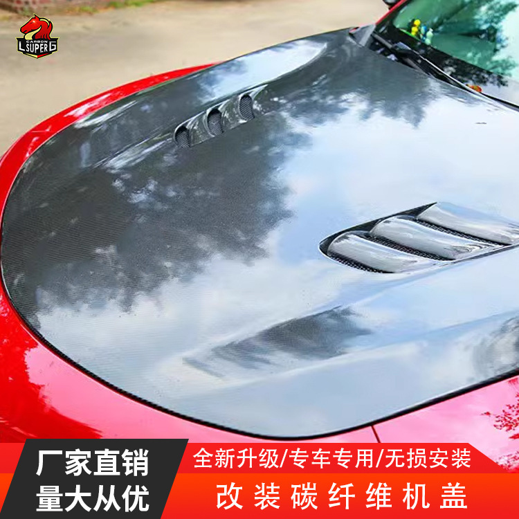 Nó dành cho Alfaro Stelvio để khởi động lại các nắp phía sau môi trước của sợi cacbon.
