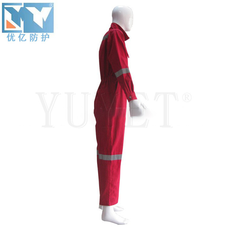 Cotton-retarded clothing aromatic fire-retarding plant provides direct fire-retardation and fire-proof clothing