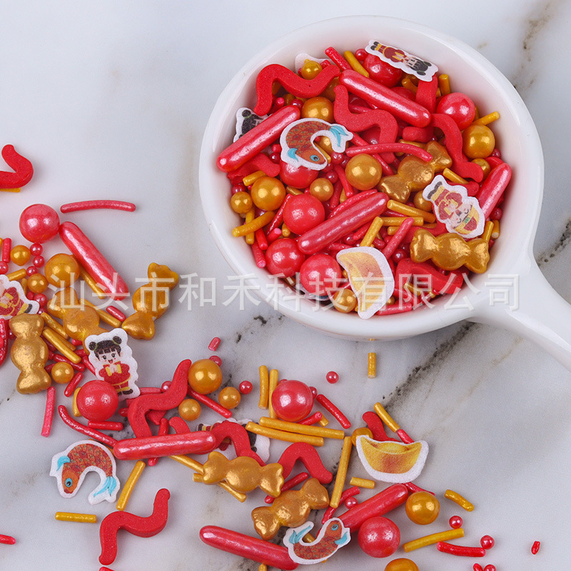 Bánh sinh nhật năm mới.