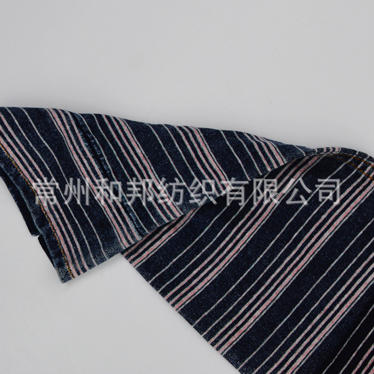 The factory supplies 7012 A-blue sweat cloths, sports clothes and leisure clothes, all cotton sweat cloth and knitted jeans.