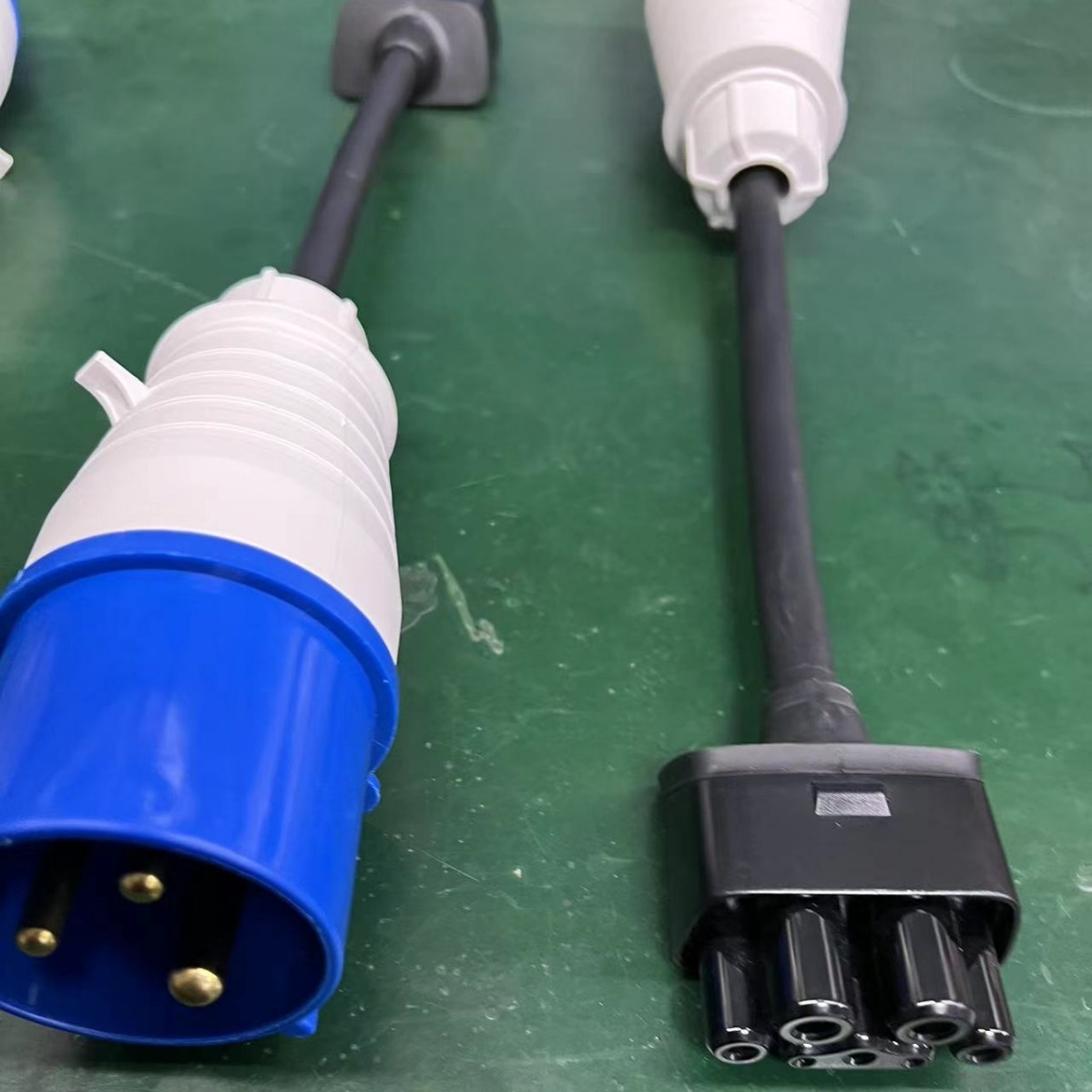 IEC 32A adapter歐標特斯拉轉接線特斯拉隨車充轉接頭32A充電