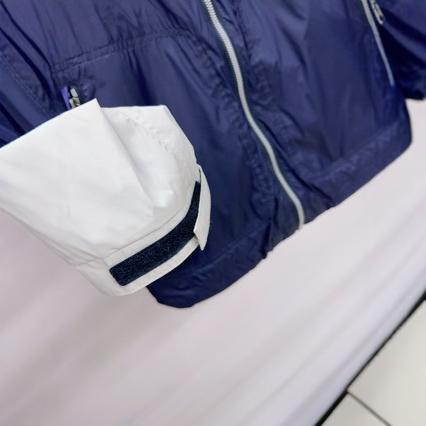 Outdoor drying jackets, spring and autumn.