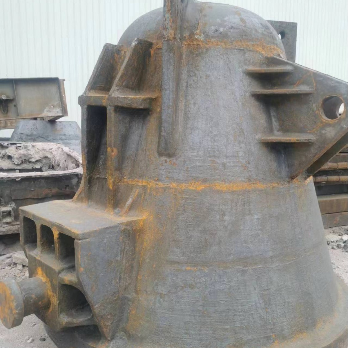 Large castings, casseroles, wheeled silk canisters, axle bearings, lead to the intestines to roll steel fittings.