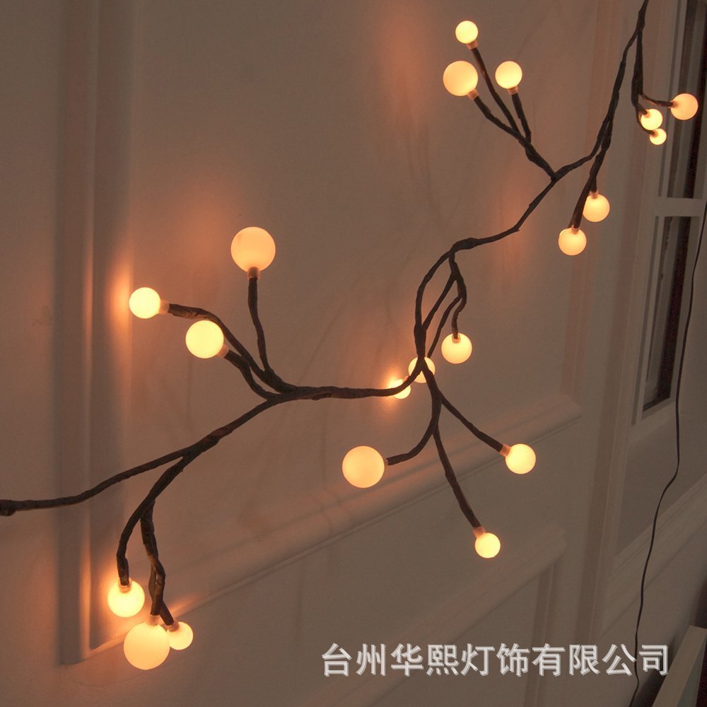 The factory sells a new tree and twig lamp with a low pressure of 24V black-line ball-hot interior decorator lamps.