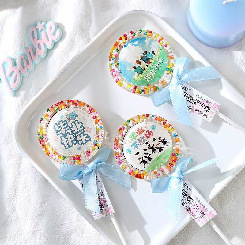 Happy graduation season of a hard candy factory with candy lollipop creative lollipop student birthdays.