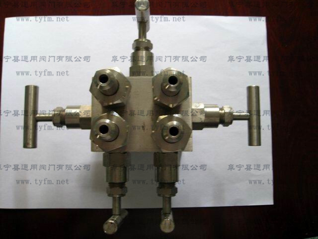 Gas source distributor (gas source multi-road valve)