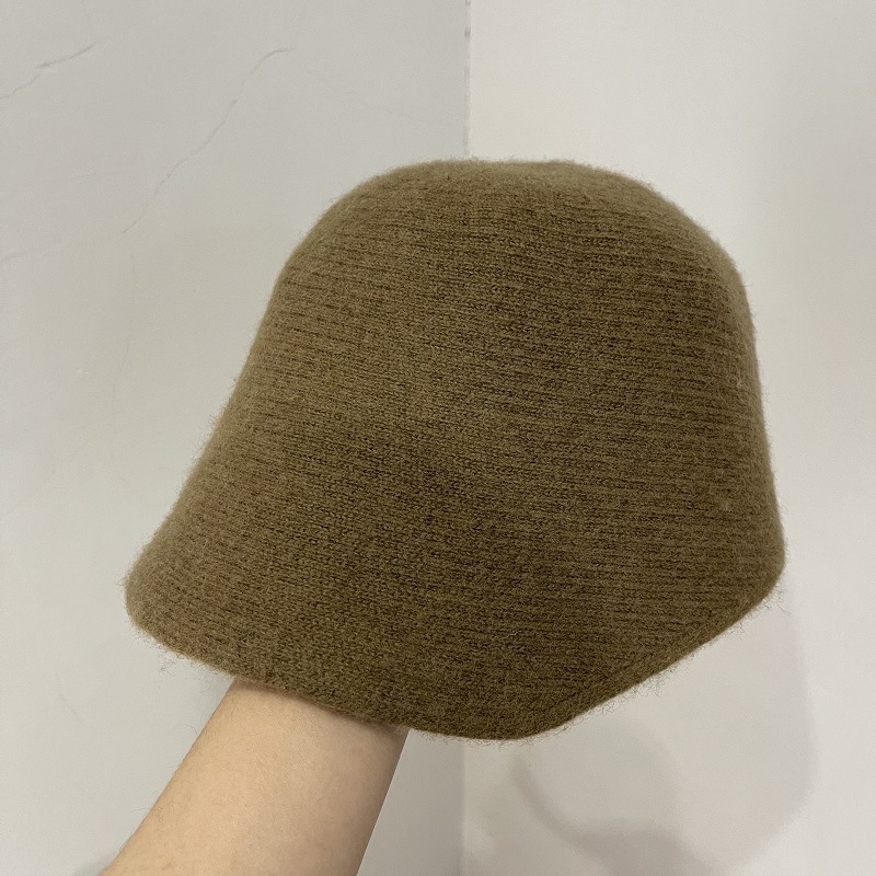 A new wool arc arc hat in autumn and winter.