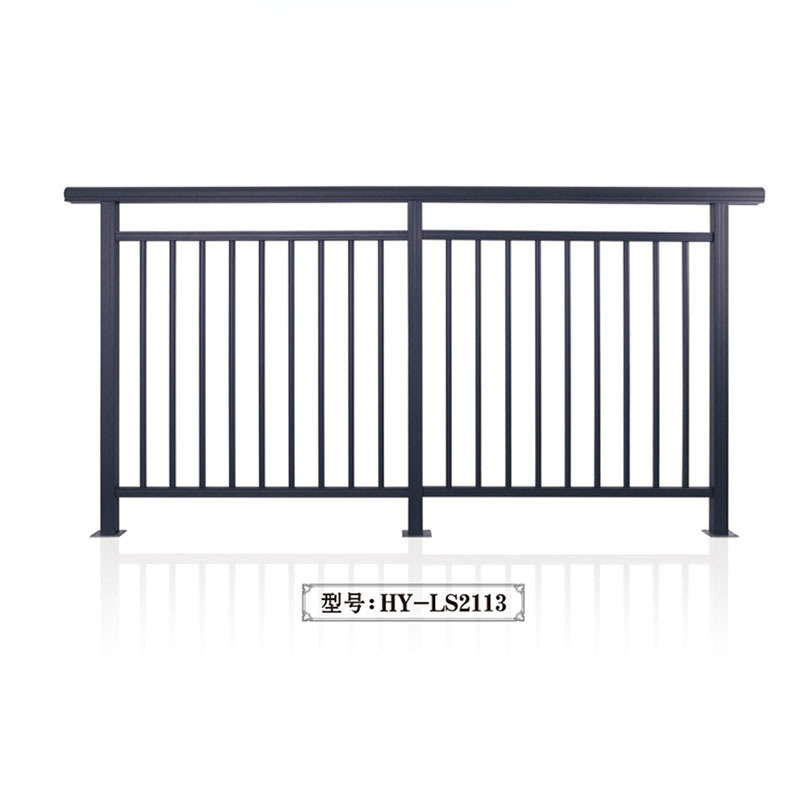 Hàng rào Aluminium bên ngoài khu vườn canh gác hàng rào trên ban công
