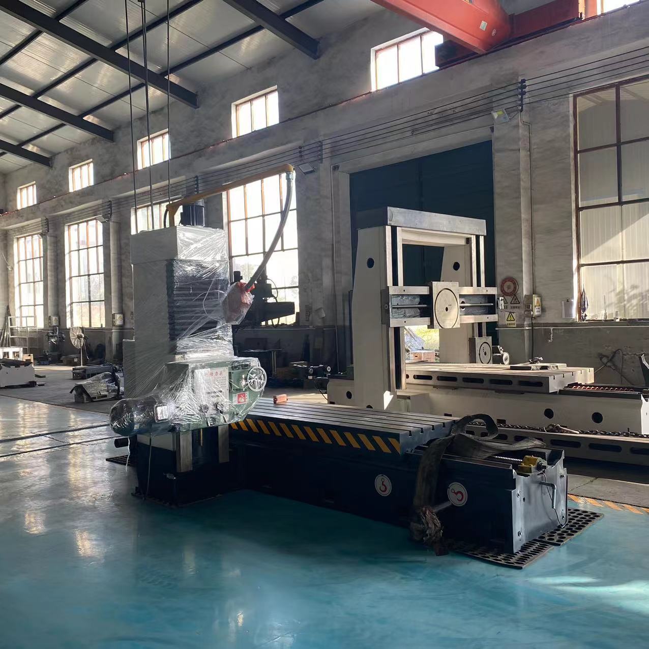 Cash supply for 3-metre-side bed-wrecking machines at the factory's Hebei spring machine.