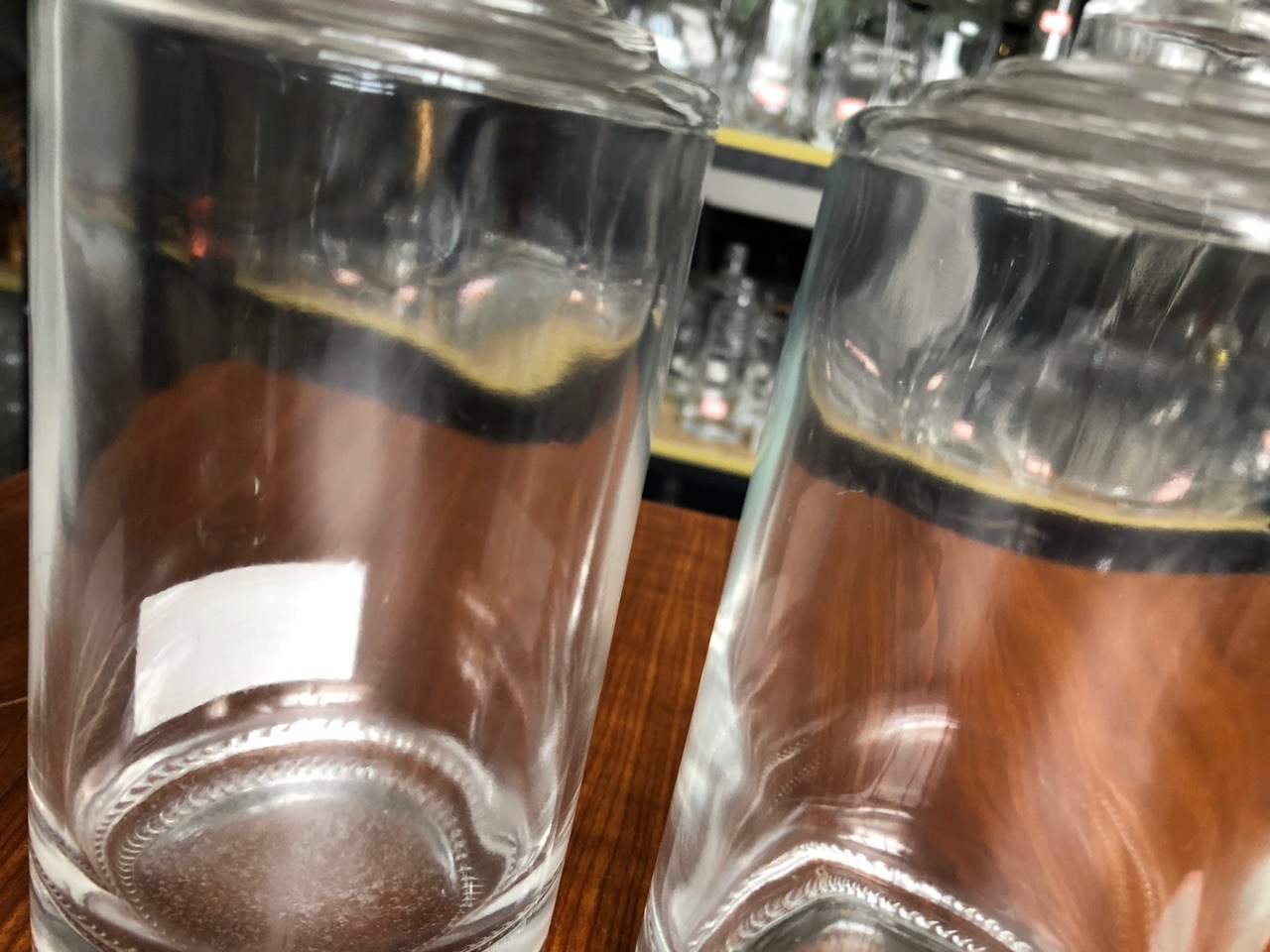 广州明鹰玻璃新款设计酱香型白酒酒瓶茅形瓶玻璃瓶酒瓶喷涂酱色瓶